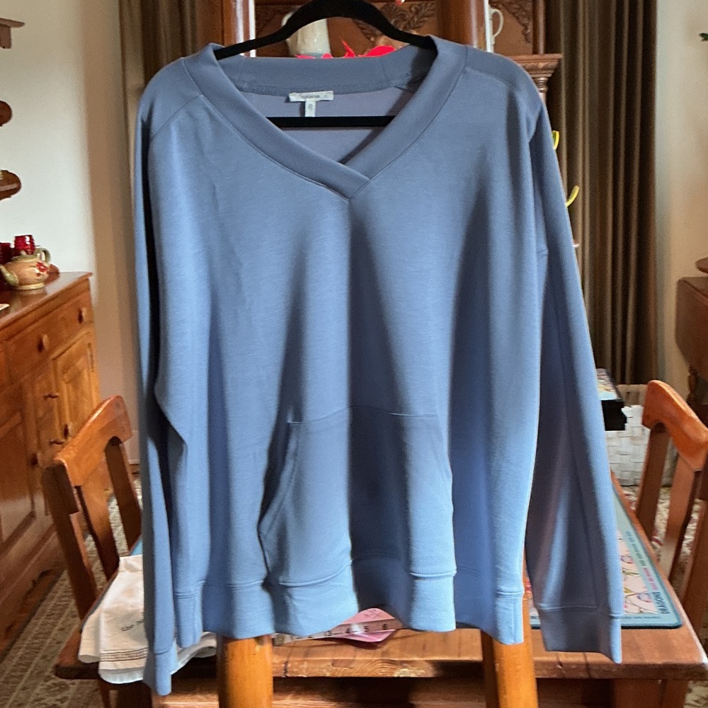 Maurice’s Ladies Blue V-Neck Sweatshirt